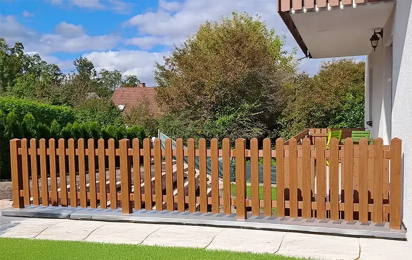 Klassischer Abschluss fürs Gartenplateau